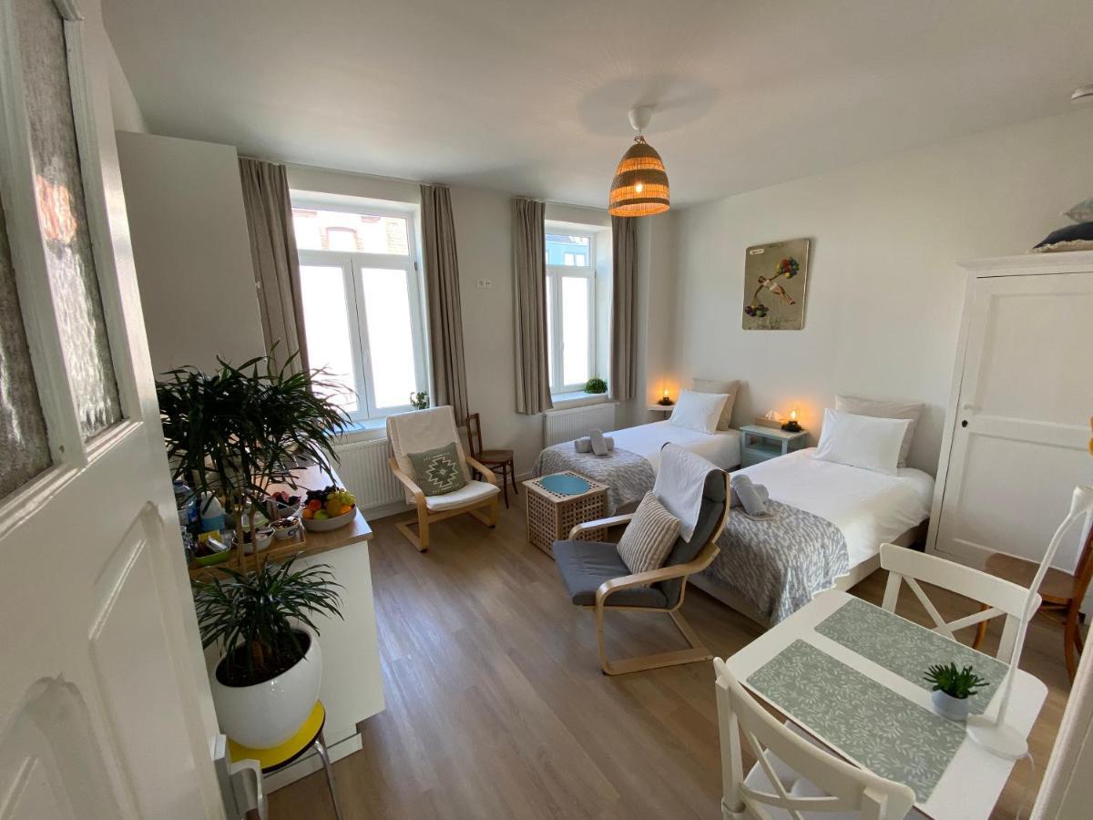 Logies-M Comfort Studios Inc Bikes B&B Oostende Ngoại thất bức ảnh