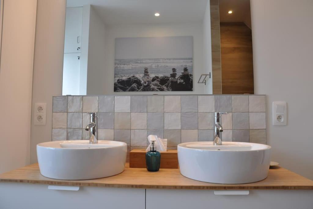 Logies-M Comfort Studios Inc Bikes B&B Oostende Ngoại thất bức ảnh
