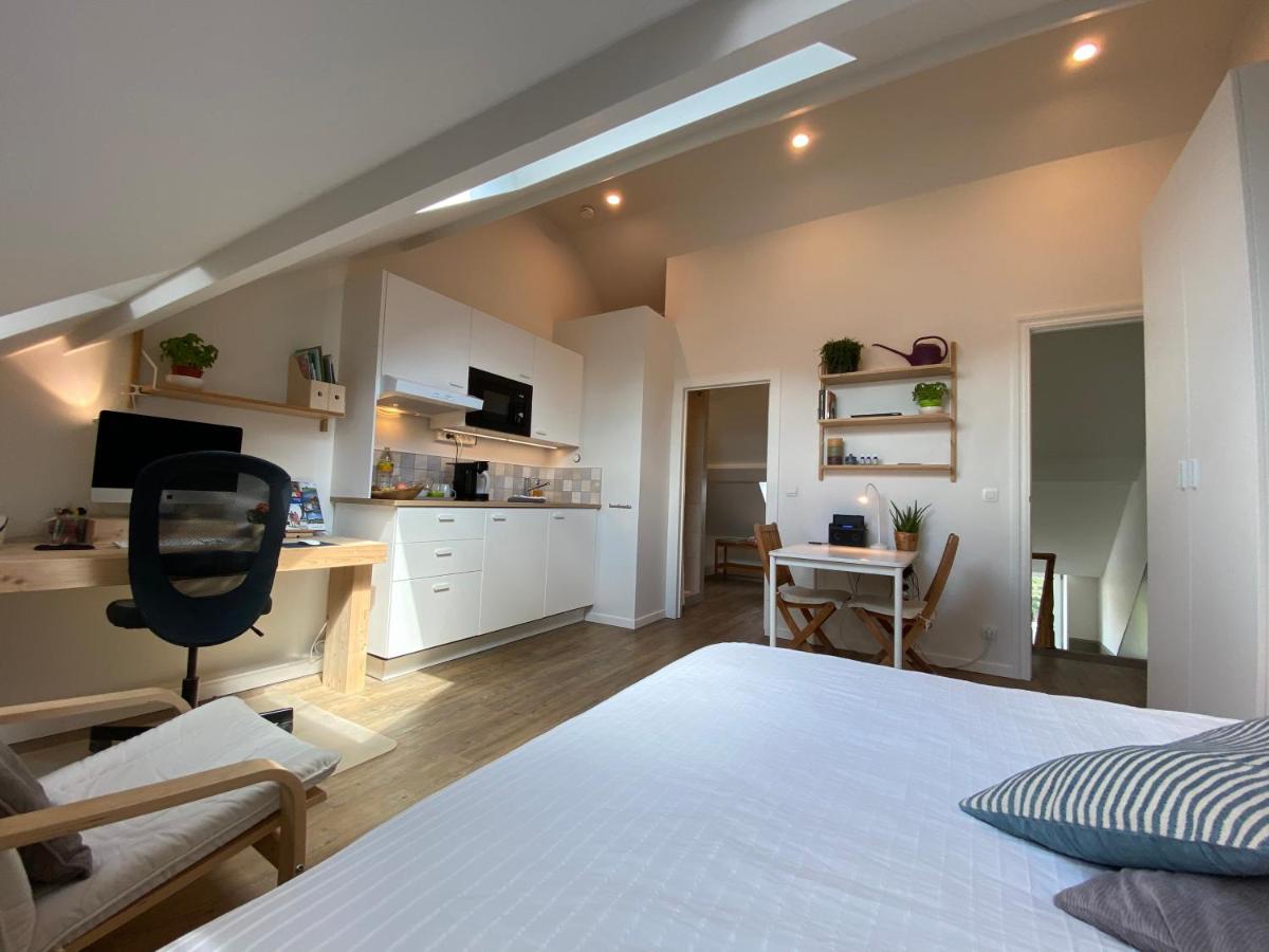 Logies-M Comfort Studios Inc Bikes B&B Oostende Ngoại thất bức ảnh