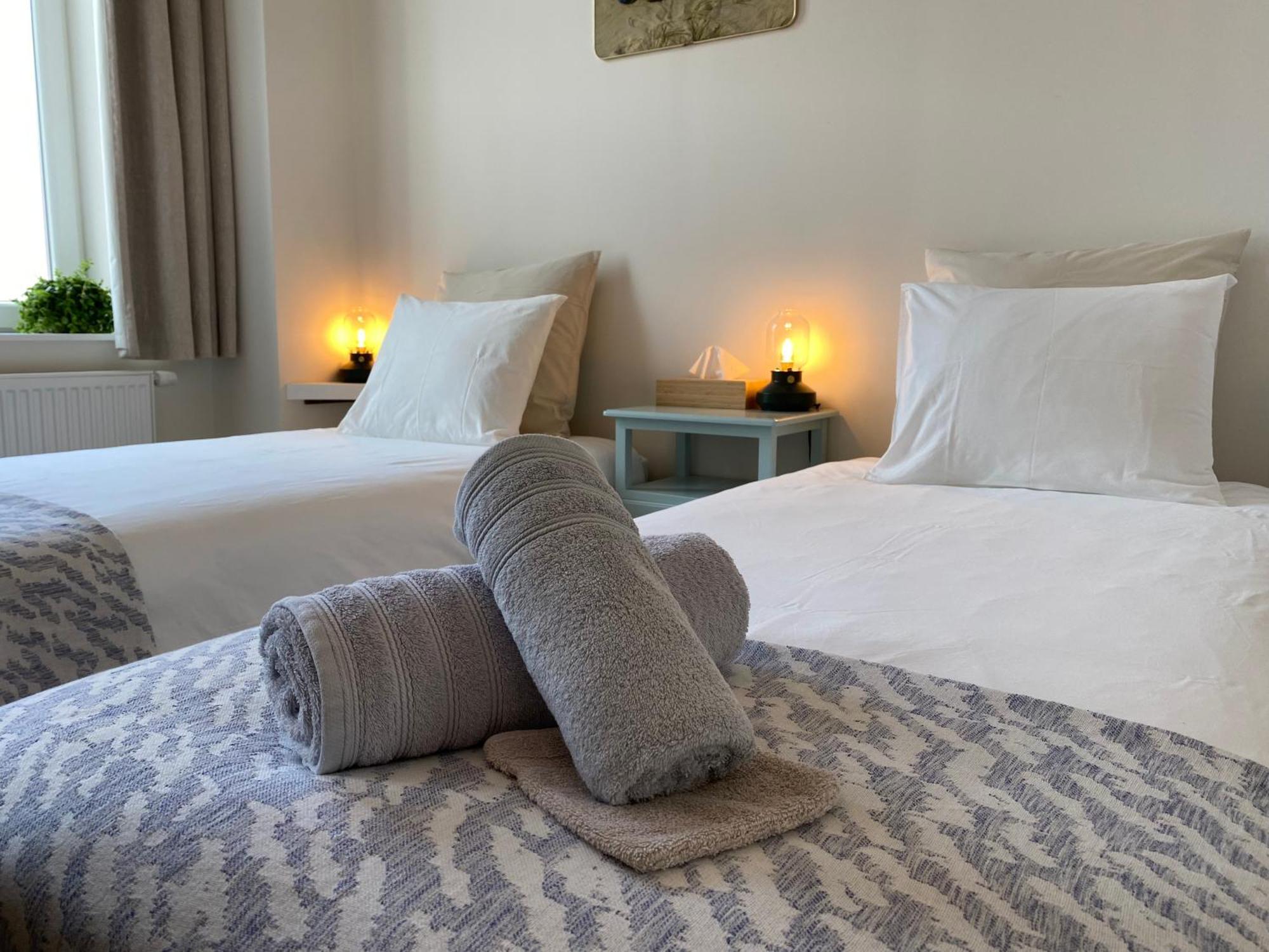 Logies-M Comfort Studios Inc Bikes B&B Oostende Ngoại thất bức ảnh